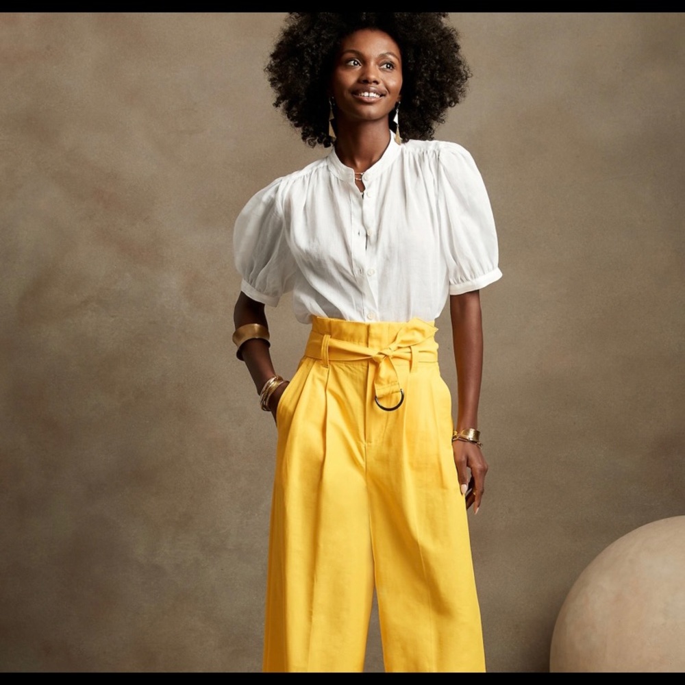 NWOT Banana Republic Wide leg high rise linen pant size 4 petite. Black.